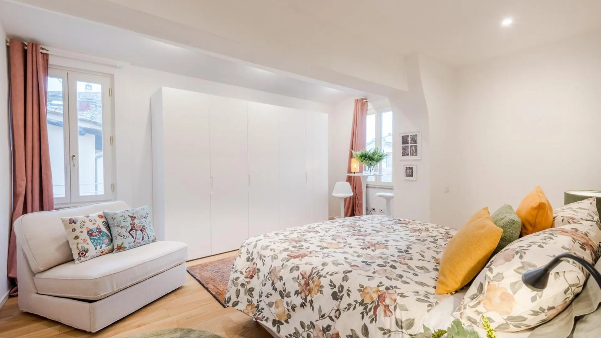 Casa Daria, Modern 4 Bedrooms Apartment In Lucca Italien